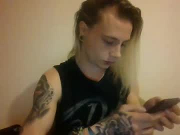 Altboy010 Chaturbate stream image from April 14, 2025