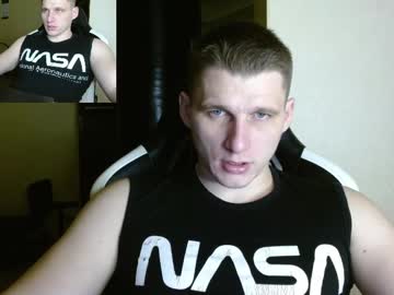 Poliglotjoeq Chaturbate stream image from April 14, 2025