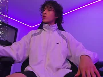 Velvet_Skyn Chaturbate stream image from April 14, 2025