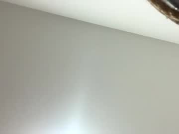 Becomic Chaturbate stream image from April 14, 2025