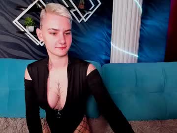 Angelakeller Chaturbate stream image from April 14, 2025