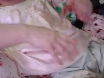 Satinpantiescd Chaturbate stream image from April 14, 2025