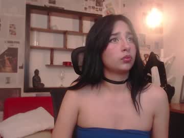 Aniemilanesa Chaturbate stream image from April 14, 2025