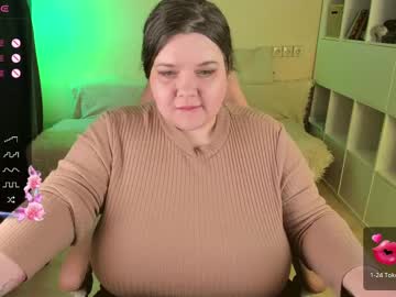 Plum_Pie__ Chaturbate stream image from April 14, 2025
