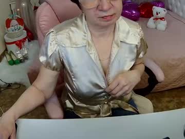 Ellapork Chaturbate stream image from April 14, 2025