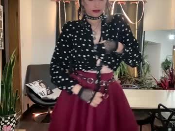 Helena_Umbra Chaturbate stream image from April 14, 2025
