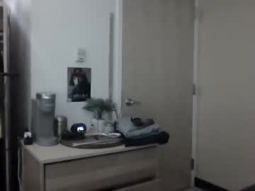 Tommyboycooper Chaturbate stream image from April 14, 2025