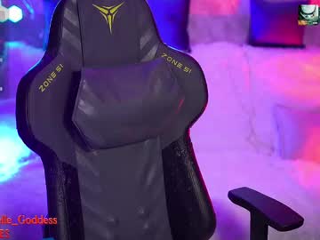 Nelle_ Chaturbate stream image from April 14, 2025