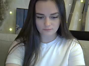 Universe_Girl Chaturbate stream image from April 14, 2025