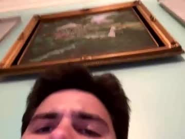Kswizzle004 Chaturbate stream image from April 14, 2025