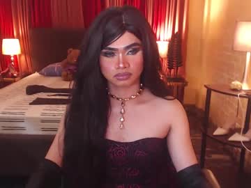 Horsecockmax Chaturbate stream image from April 14, 2025