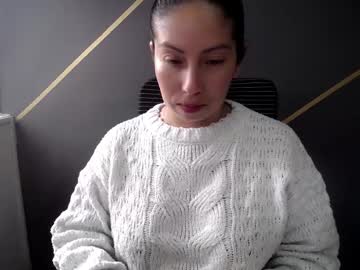 Katybelladonna Chaturbate stream image from April 14, 2025