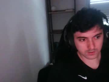 Lukawho Chaturbate stream image from April 14, 2025