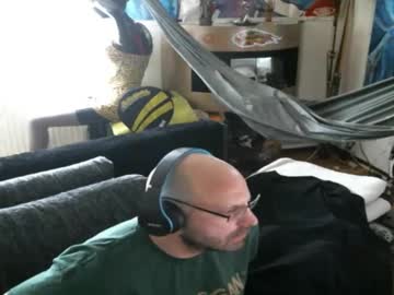 Mad_Dem0n Chaturbate stream image from April 14, 2025