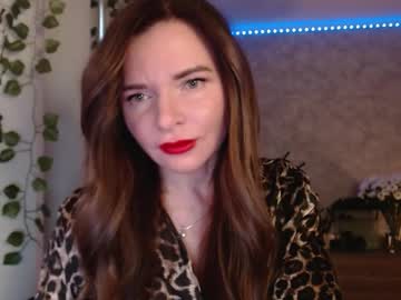 Kiravalkyrie Chaturbate stream image from April 14, 2025