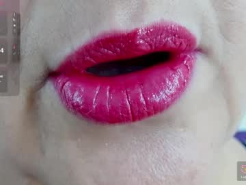 Kerly_Doll Chaturbate stream image from April 14, 2025
