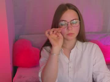 Miaarobinson Chaturbate stream image from April 14, 2025