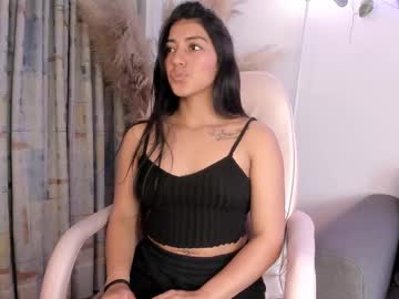 Quiinn__Bx Chaturbate stream image from April 14, 2025