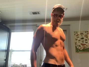 Ruggedlumberjack Chaturbate stream image from April 14, 2025