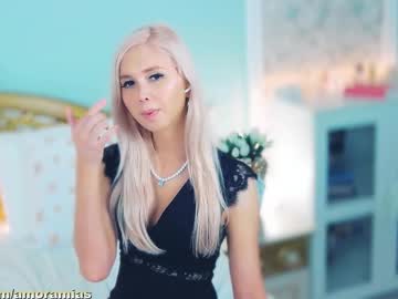 Amoramias Chaturbate stream image from April 14, 2025