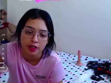 Raquelle_Sweet Chaturbate stream image from April 14, 2025