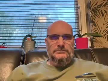 Bcbg68 Chaturbate stream image from April 14, 2025