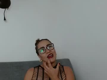 Alanamoore1 Chaturbate stream image from April 14, 2025