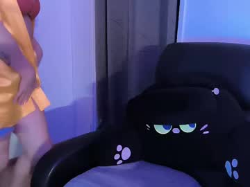 Aprilnewman Chaturbate stream image from April 14, 2025
