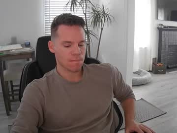 Jonaron1121 Chaturbate stream image from April 14, 2025