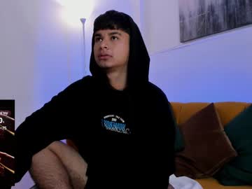 Mathewadams Chaturbate stream image from April 14, 2025