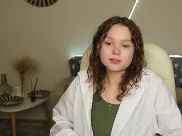 Maydagrass Chaturbate stream image from April 14, 2025
