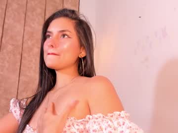 Violethilton Chaturbate stream image from April 14, 2025
