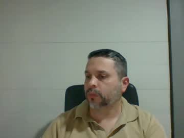 Toto3014 Chaturbate stream image from April 14, 2025