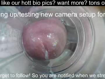 Wacouplebbw Chaturbate stream image from April 14, 2025