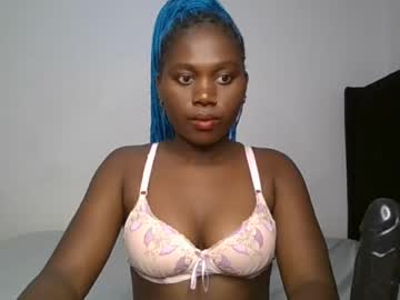 Fine_Melanie Chaturbate stream image from April 14, 2025
