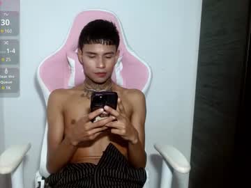 Jeikop_And_Mike Chaturbate stream image from April 15, 2025