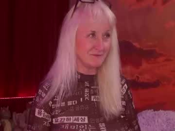 Monicutex Chaturbate stream image from April 15, 2025