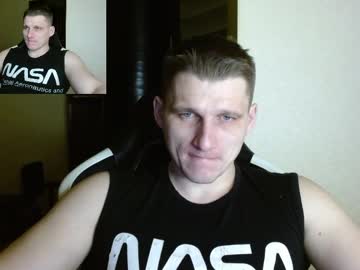 Poliglotjoeq Chaturbate stream image from April 15, 2025