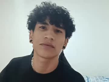 Ren_Shiro Chaturbate stream image from April 15, 2025