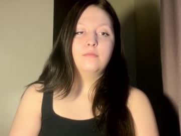 Velvetgg Chaturbate stream image from April 15, 2025