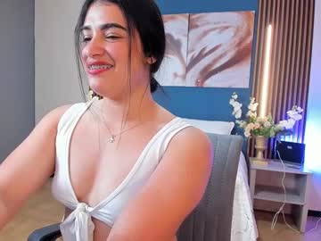 Paris_Moss Chaturbate stream image from April 15, 2025
