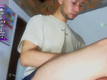 Andie_Bigdick Chaturbate stream image from April 15, 2025