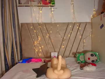 Azul_Poppi Chaturbate stream image from April 15, 2025