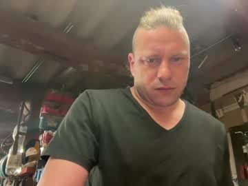 Chris164 Chaturbate stream image from April 15, 2025