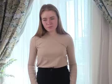 Antoniadewberry Chaturbate stream image from April 15, 2025
