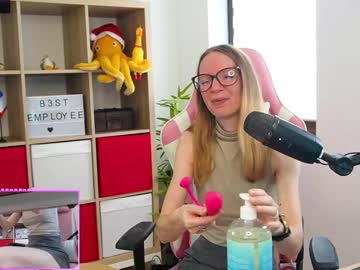Belle_Alice Chaturbate stream image from April 15, 2025