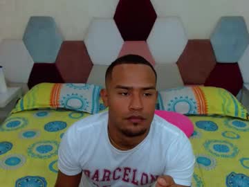 Leroy_Joness Chaturbate stream image from April 15, 2025