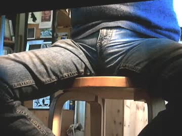Aldolechat Chaturbate stream image from April 15, 2025