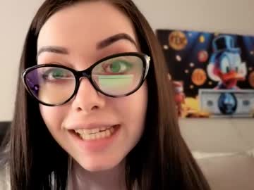 Mcflurry18 Chaturbate stream image from April 15, 2025