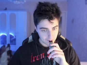 Vlad1605 Chaturbate stream image from April 15, 2025